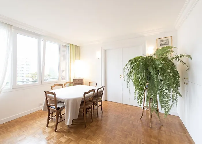 Veeve - Apartment Near Pont De Grenelle
